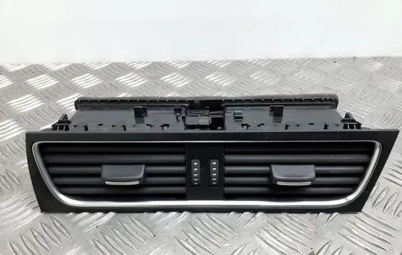 Audi A4 S4 B8 8K Dash center air vent grill 8T2820951B