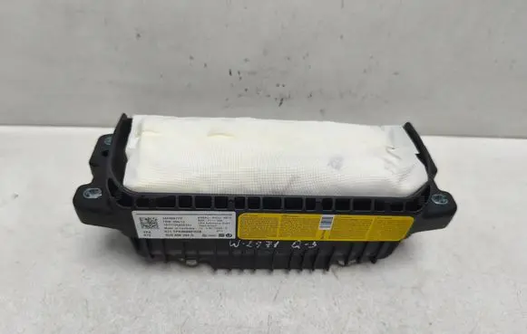 Audi Q3 8U Passenger airbag 8U0880204D