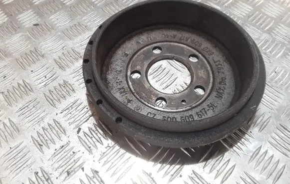 Skoda Fabia Mk1 (6Y) Drum brake (rear) 6Q0609617