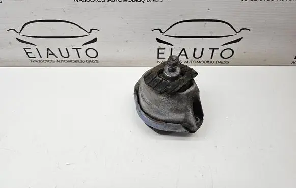 BMW 6 E63 E64 Engine mount bracket 6761090