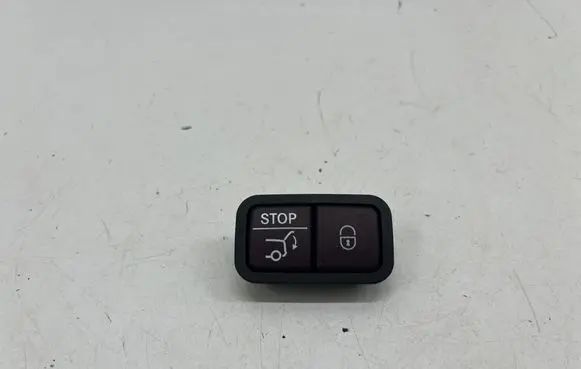 Mercedes-Benz GLA H247 Tailgate/boot open switch button A2128210551