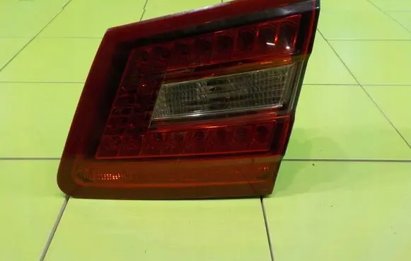 Mercedes-Benz E W212 Rear/tail lights 2128201064