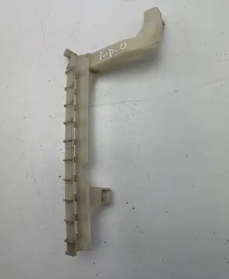 Audi A3 S3 8V Rear door check strap stopper 8V5839067