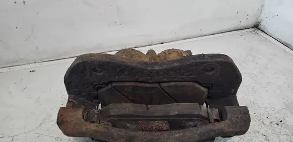 KIA Sorento Front brake caliper