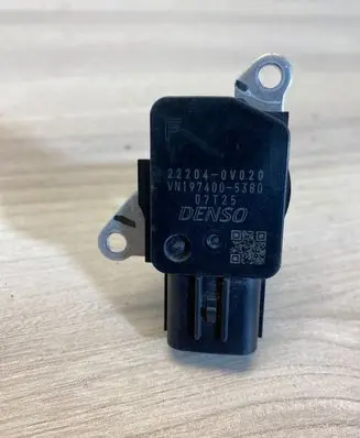 Toyota RAV 4 (XA40) Mass air flow meter 222040v020