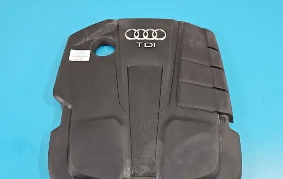 Audi A4 S4 B9 8W Engine cover (trim) 04L103925P IMPRK1601396