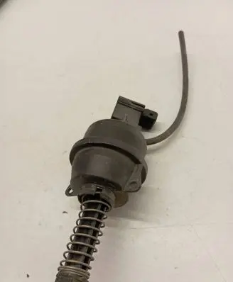 Volkswagen Transporter - Caravelle T4 Valve vacuum 655129VE