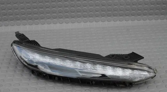 Hyundai Kona I LED Daytime headlight HYUNDAI92208J9500 92208J9500 92208J9610