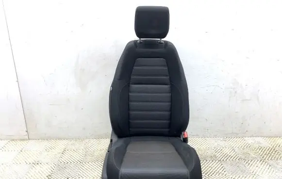 Honda CR-V Front passenger seat 