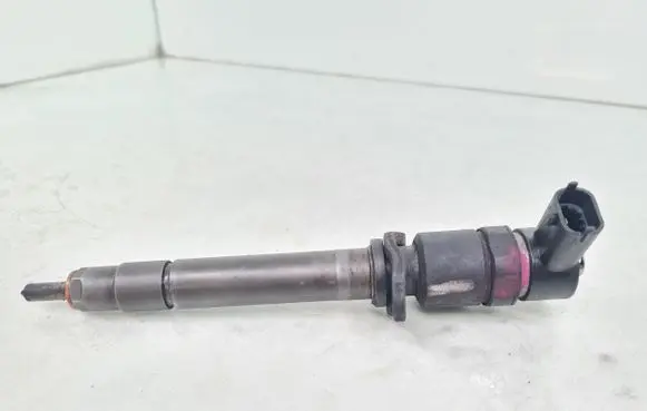 Volvo S60 Fuel injector 0445110078 8658352