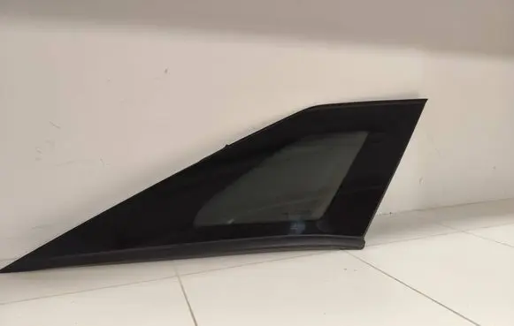 Peugeot 3008 II Rear side window 43R008600 E000255