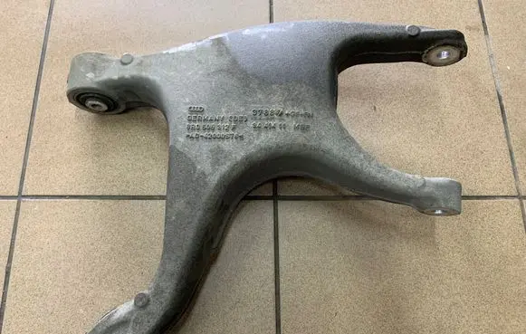 Audi A6 S6 C7 4G Rear upper control arm/wishbone 8R0505312F
