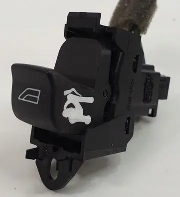 Volvo S40, V40 Quarter vent window switch 