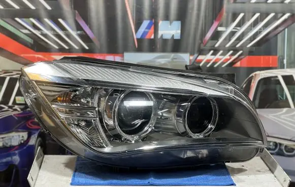 BMW X1 E84 Headlight/headlamp 7290268