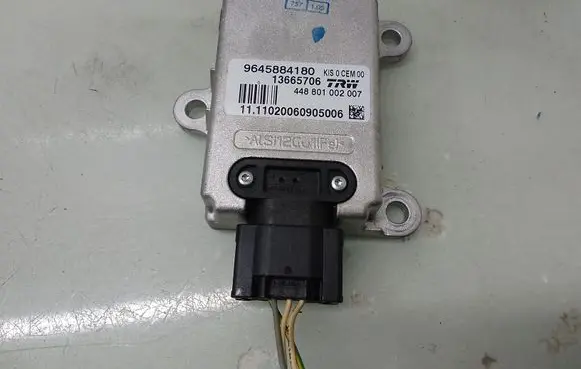 Peugeot 407 ESP acceleration yaw rate sensor 9645884180