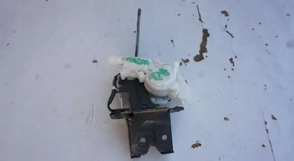 Mazda 6 Tailgate/trunk/boot lock/catch/latch