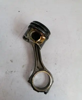 Piston