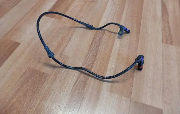 Mercedes-Benz C W204 ABS brake wheel speed sensor A2045400117
