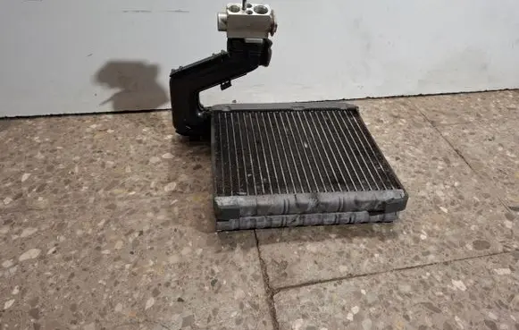 Volvo XC60 Air conditioning (A/C) radiator (interior) 7010973 L5174003