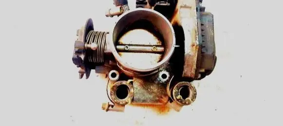 Audi A4 S4 B5 8D Throttle valve 058133068