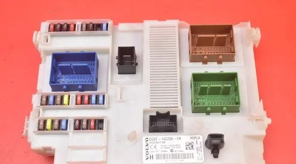 Volvo XC60 Fuse box set CG9T-14C256-FA