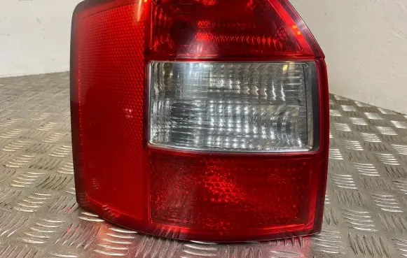 Audi A4 S4 B6 8E 8H Rear/tail lights 8E9945095