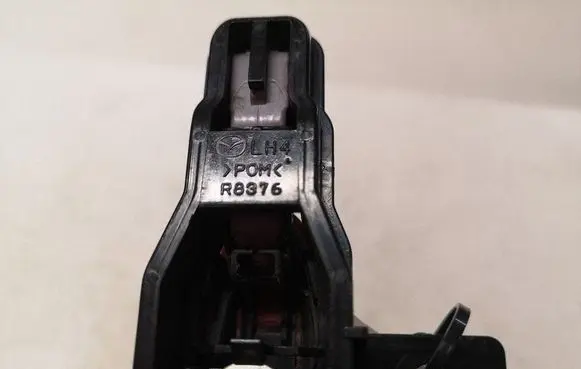 Mazda 6 Front door exterior handle R8376