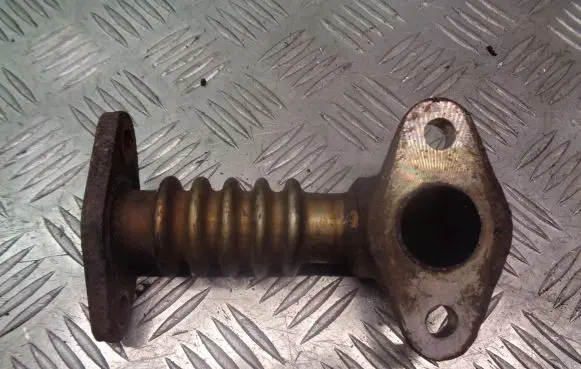 Nissan Navara D22 EGR valve line/pipe/hose