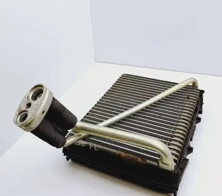 Volkswagen PASSAT B5.5 Air conditioning (A/C) radiator (interior) 