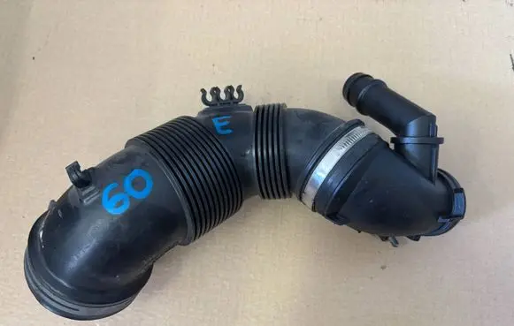 Skoda Octavia Mk3 (5E) Air intake hose/pipe 5Q0129654E 8446481