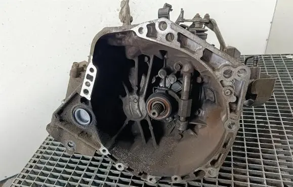Toyota Yaris Manual 5 speed gearbox C551