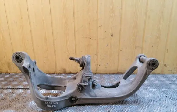 Peugeot 407 Front strut bar 9644552180D