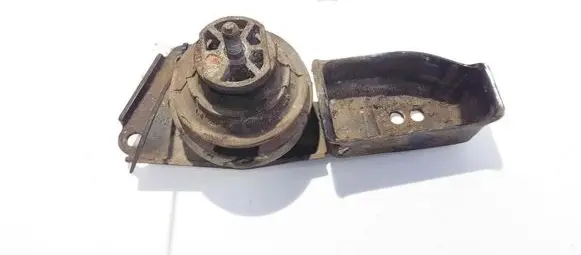 Ford Galaxy Engine mount bracket 307226c 307178k