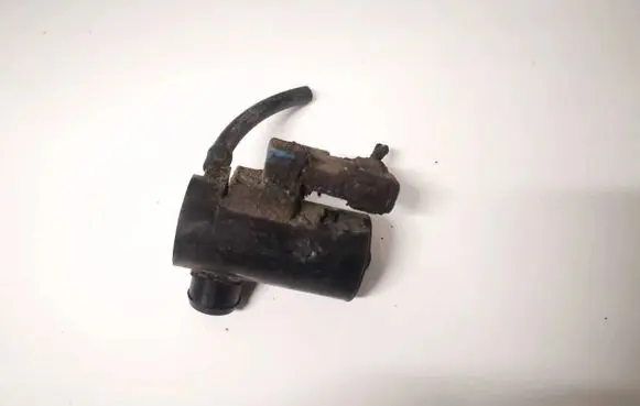 Honda FR-V Windscreen/windshield washer pump