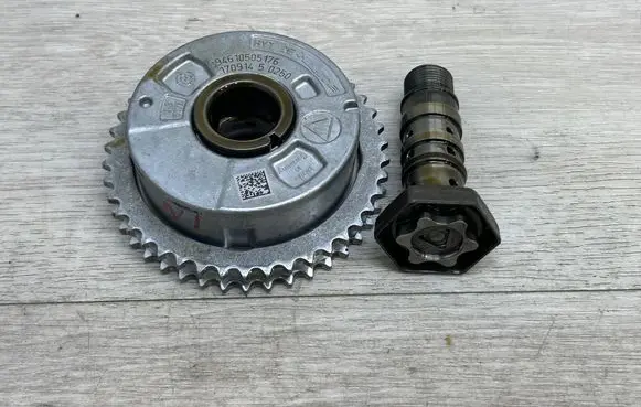 Porsche Macan (95B) Camshaft pulley/ VANOS 94610505176 0PB109083 0PB109083A