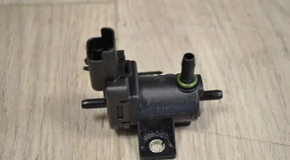 Peugeot Boxer Turbo solenoid valve 9665558580