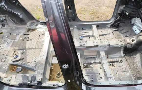 Ford Galaxy Pillar (middle) 
