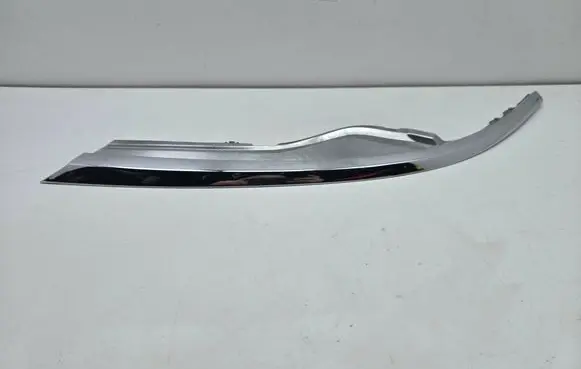 Toyota Auris E180 Under headlight/headlamp trim 5318202090 5318202140 5318202100