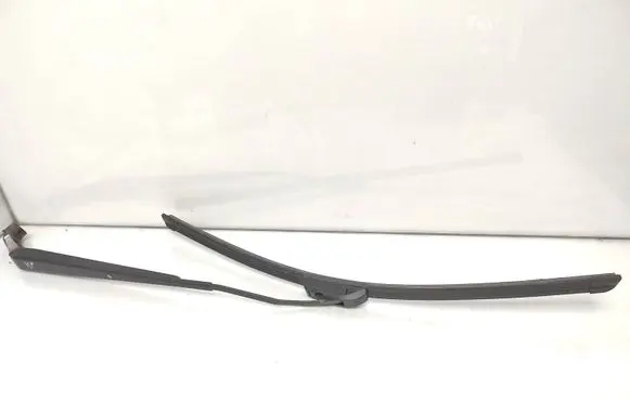 Toyota Avensis T250 Windshield/front glass wiper blade 