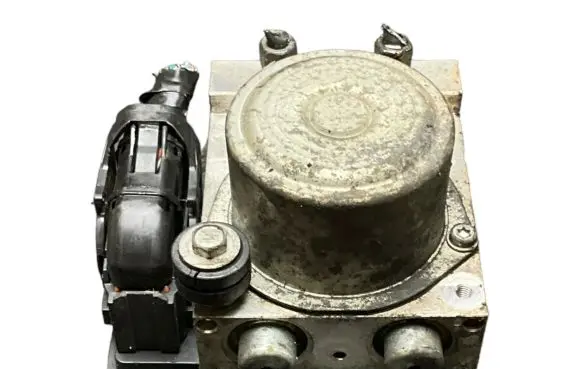 Nissan Juke I F15 ABS Pump 476601KD2A E06241004