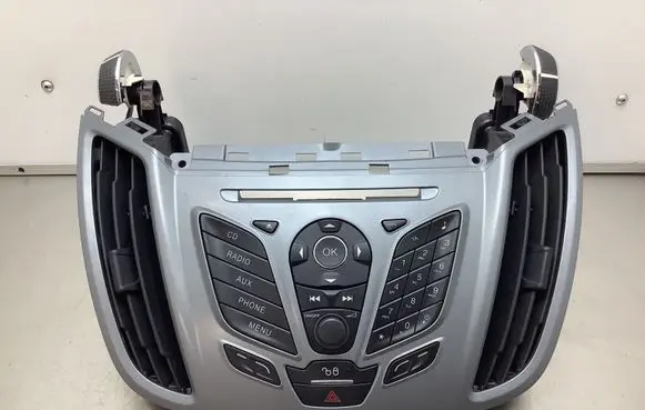 Ford C-MAX II Radio/CD/DVD/GPS head unit 331445000 8M5T18K811BA 77784229