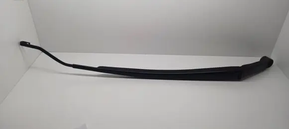 Toyota RAV 4 (XA40) Front wiper blade arm 2319540 2319