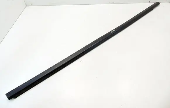 Nissan Almera Tino Rubber seal front door window/glass NIALTIPUSDPP