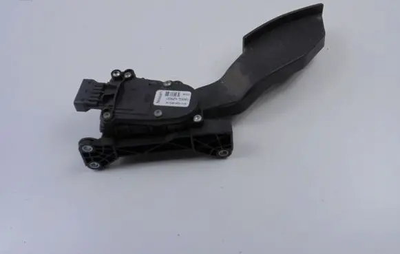 Nissan Altima Accelerator pedal position sensor 180024Z800