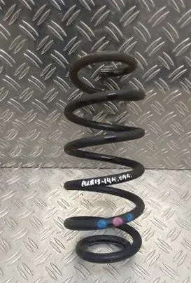 Toyota Auris E180 Rear coil spring
