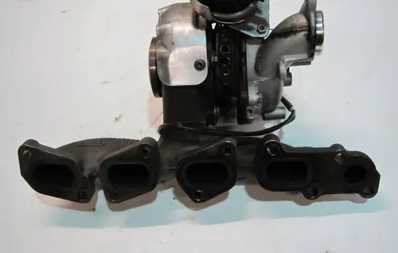 Audi A3 S3 A3 Sportback 8P Turbo 04L253124