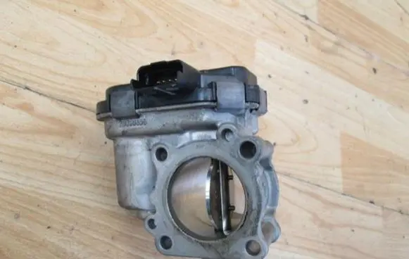 Peugeot Partner Throttle valve