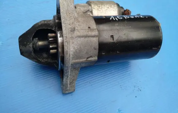 Toyota Auris E180 Starter motor