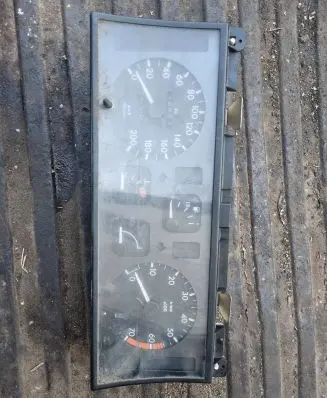 Renault Espace II Speedometer (instrument cluster)
