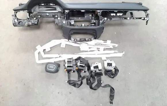 Audi Q7 4M Airbag set with panel 4M1858005